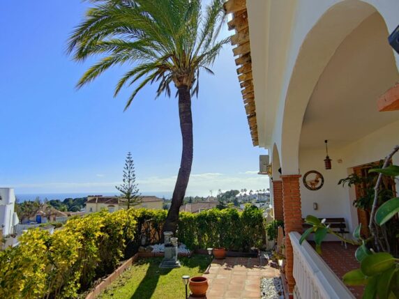 Bild 7 von 36 - Geräumige Villa mit unglaublicher Aussicht auf das Meer