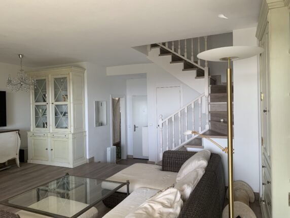 Image 13 of 42 - Beautiful townhouse in the heart of Calahonda with stunning sea views and roof top terrace