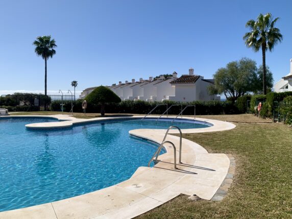 Image 5 of 42 - Beautiful townhouse in the heart of Calahonda with stunning sea views and roof top terrace