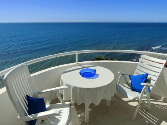 Image du bien V416: Une occasion rare ! Appartement en bord de mer à Calahonda offrant une vue imprenable