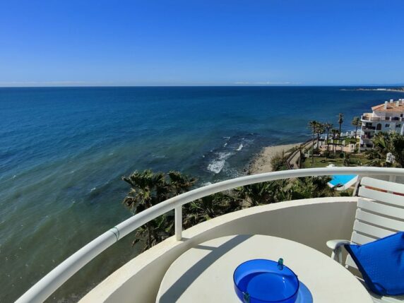 Image 2 of 19 - Rare opportunity! Beachfront apartment in Calahonda with most spectacular views