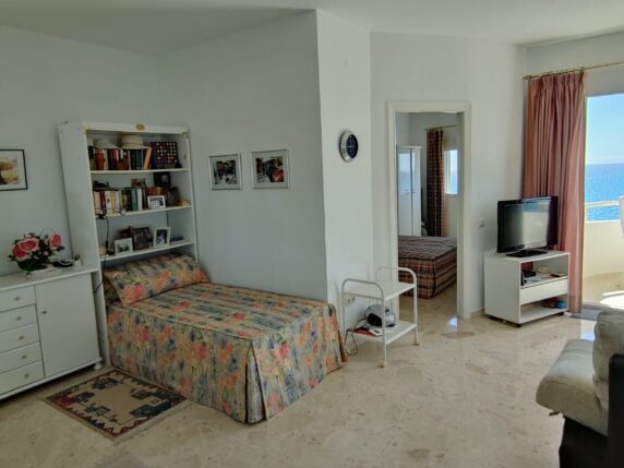 Image 13 of 19 - Rare opportunity! Beachfront apartment in Calahonda with most spectacular views