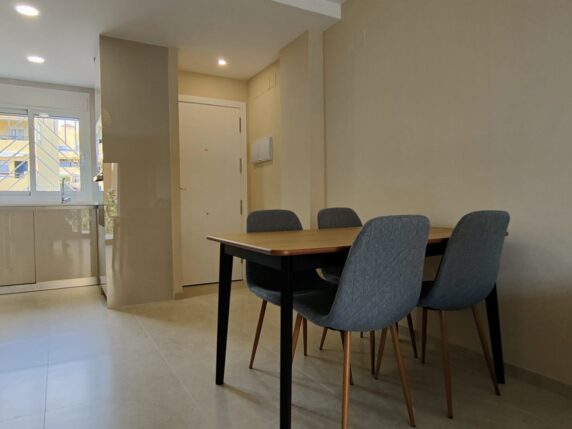 Image 6 de 14 - Magnifique appartement moderne et entièrement rénové, situé à quelques pas de la plage