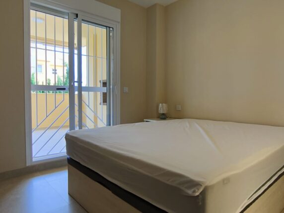 Image 9 de 14 - Magnifique appartement moderne et entièrement rénové, situé à quelques pas de la plage