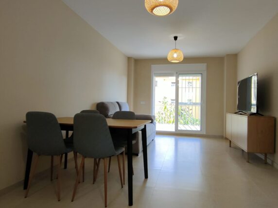 Image 8 de 14 - Magnifique appartement moderne et entièrement rénové, situé à quelques pas de la plage